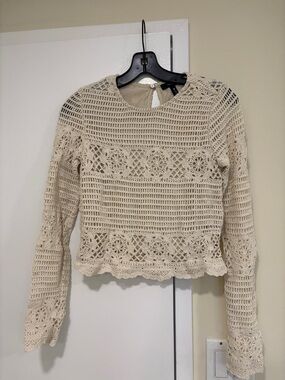 Aqua Women's Cream Crochet Lace Long-Sleeve Top
